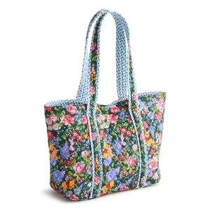 Disney Hathaway Tote Winnie the pooh springtime in Premium cotton Reversible
